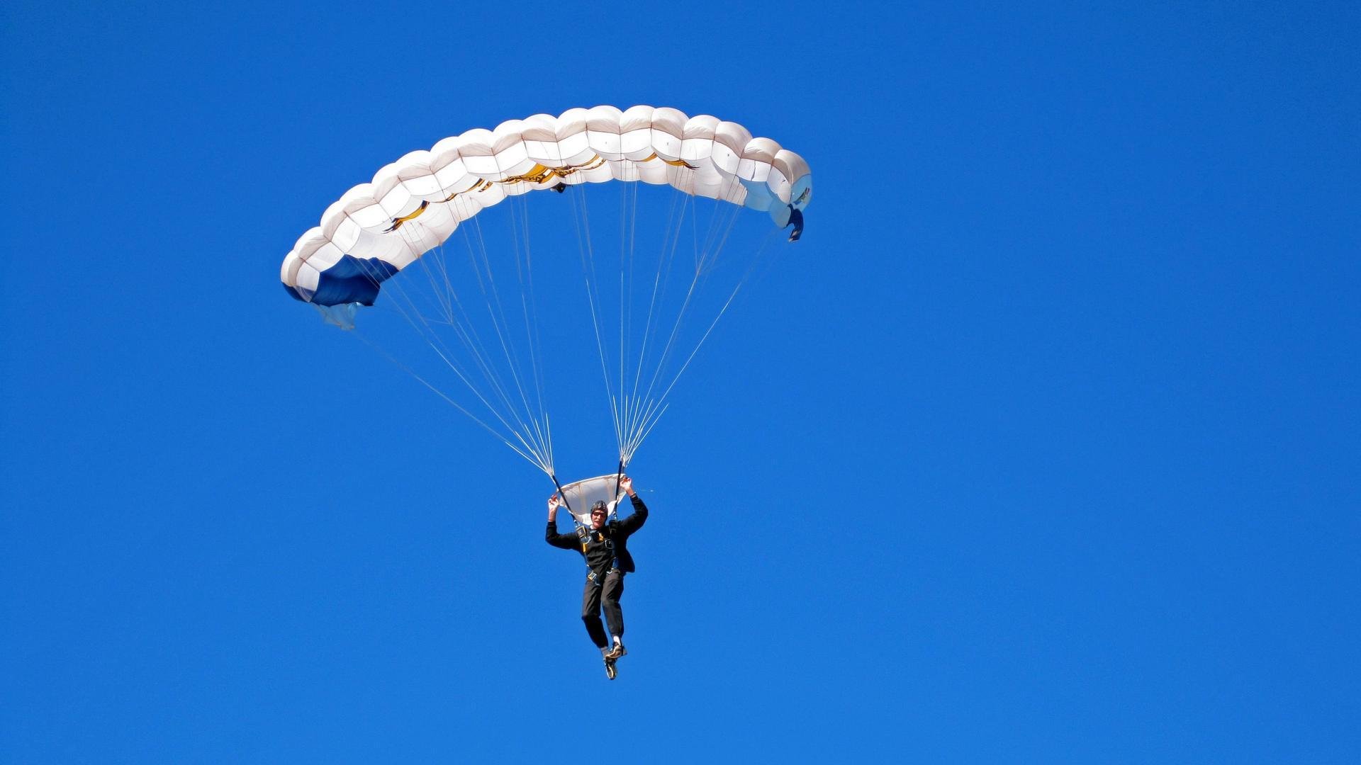 奥恰洛夫关键制胜，瑞典队险胜法国队，欧洲乒坛格局再起波澜